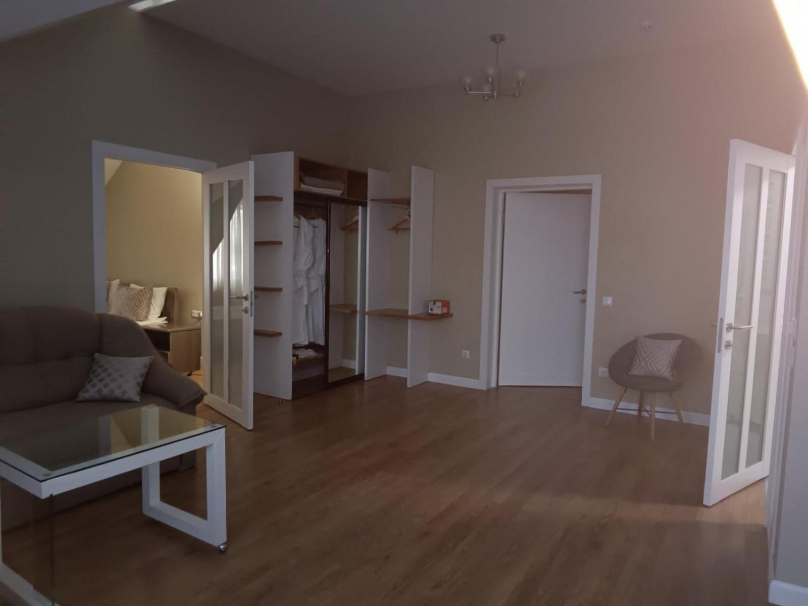 Gosudar Hotel Kropywnycki Zewnętrze zdjęcie