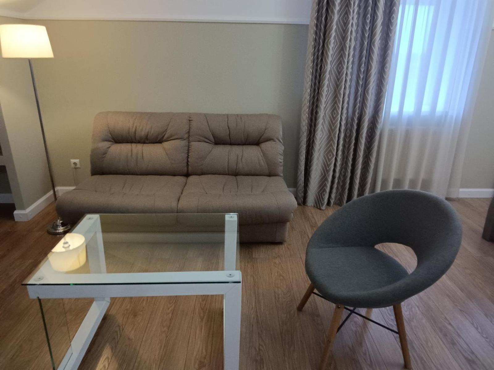 Gosudar Hotel Kropywnycki Zewnętrze zdjęcie