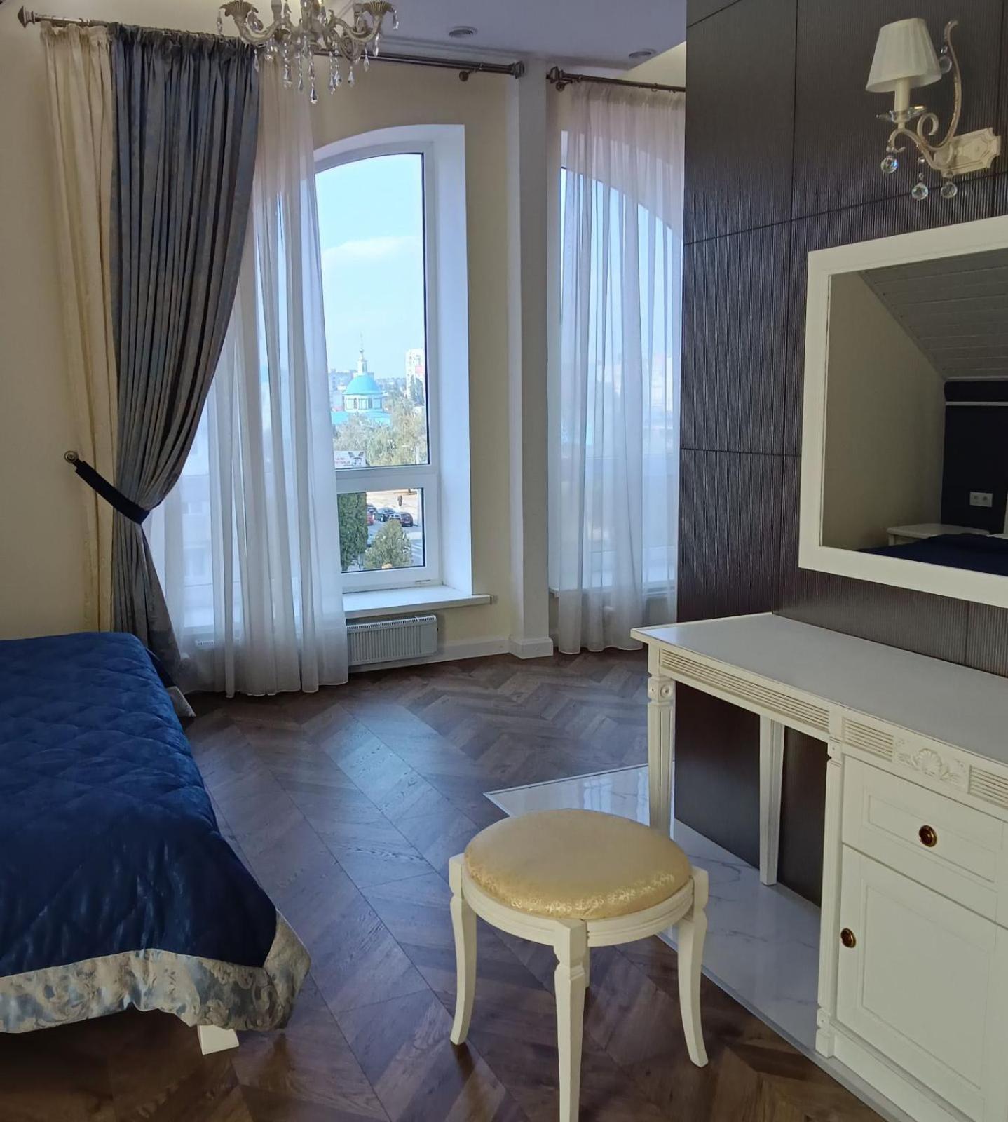 Gosudar Hotel Kropywnycki Zewnętrze zdjęcie