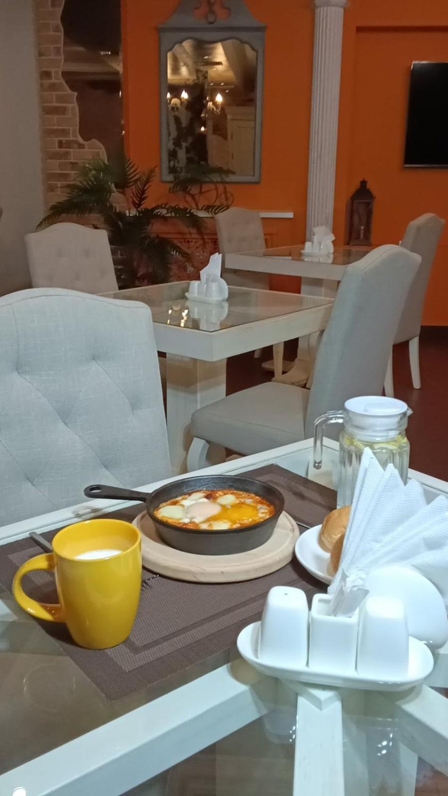 Gosudar Hotel Kropywnycki Zewnętrze zdjęcie